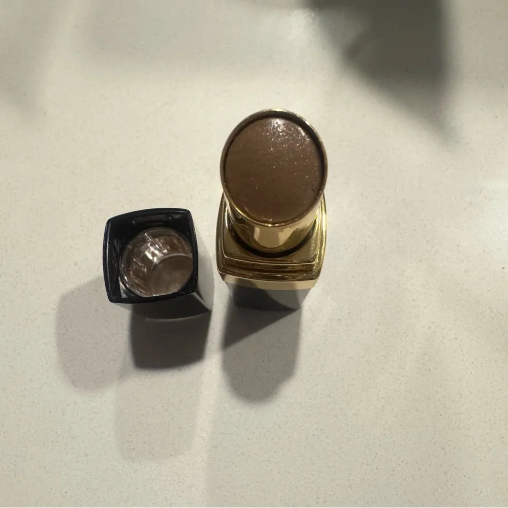 Chanel Rouge Coco Flash 54 Boy - Picture 5 of 5